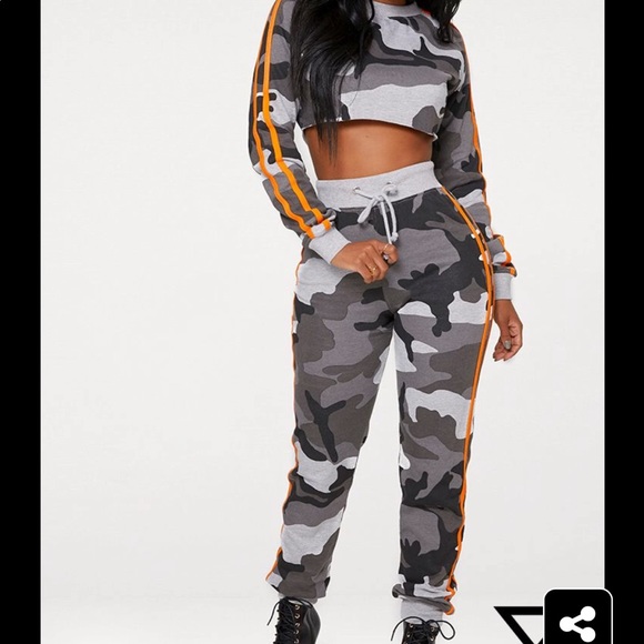 matching joggers and crop top